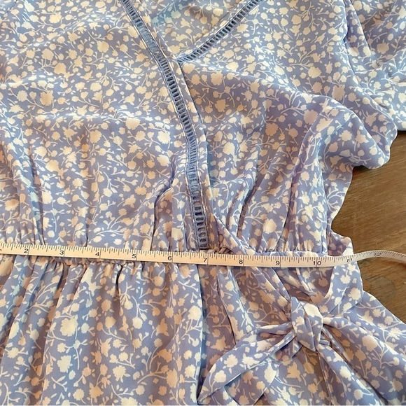 Blue White Floral Peplum Blouse Short Sleeve Coastal Summer Top XS - Picture 7 of 10